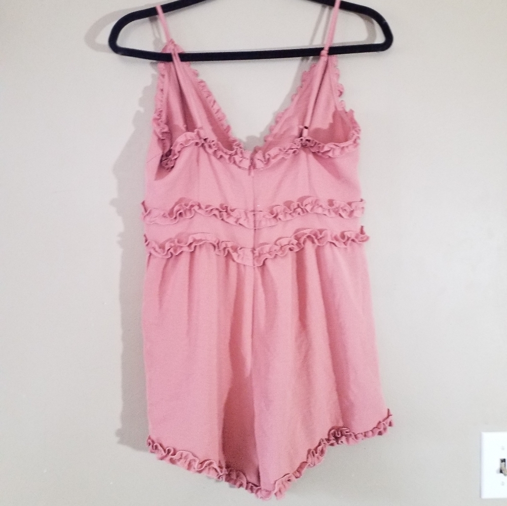Fashion nova body please romper - Picture 4 of 4